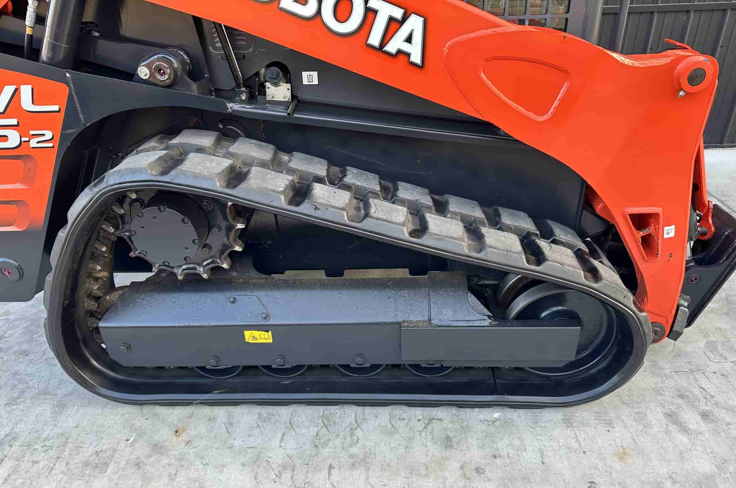 2018 KUBOTA SVL75-2 724 HOURS
